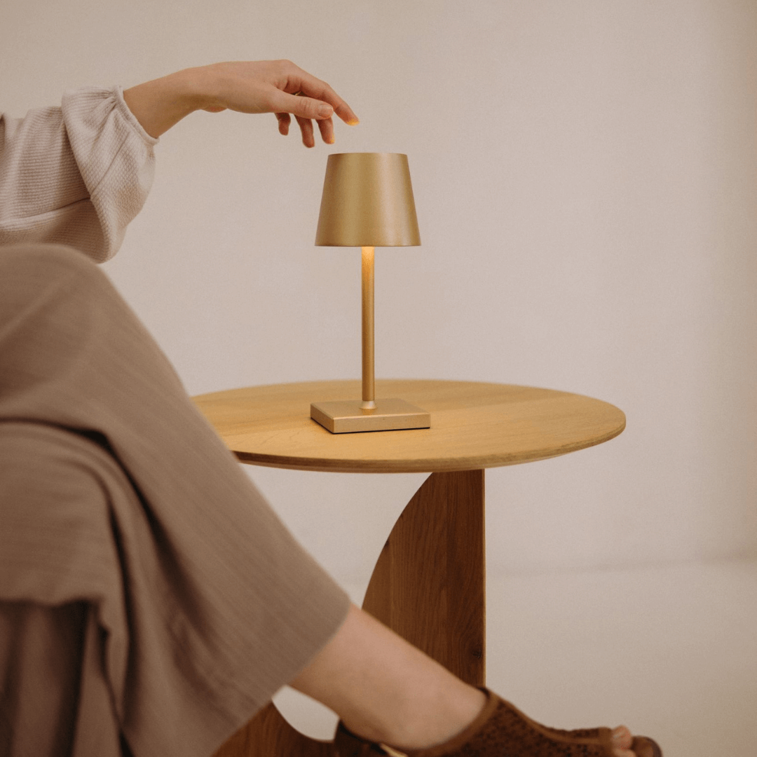 Solux Dimbare Oplaadbare Lamp – Compact en Draagbaar voor Sfeervolle Verlichting-Anouks-corner