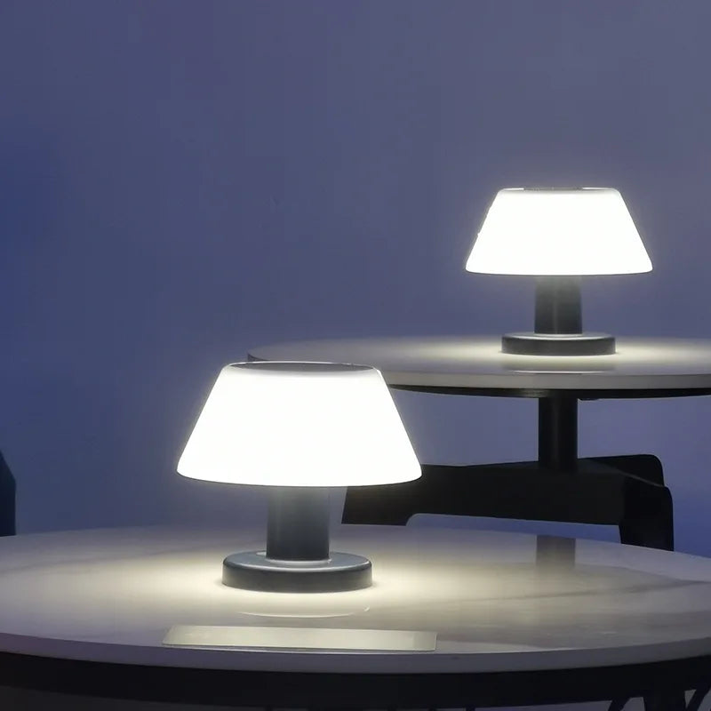 LumaSolar - Draagbare Tafellamp met Solar Oplaadfunctie-Anouks-corner